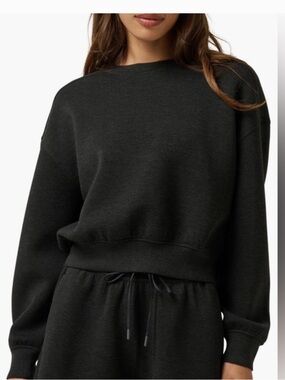 Travis Mathew Cloudscape Sweatshirt Black Cropped Crew